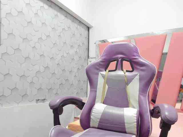 karolebonyy1 webcam