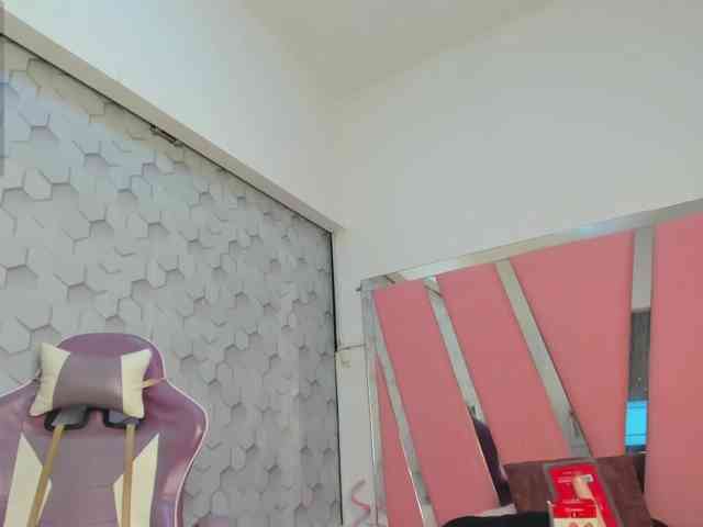 karolebonyy1 webcam