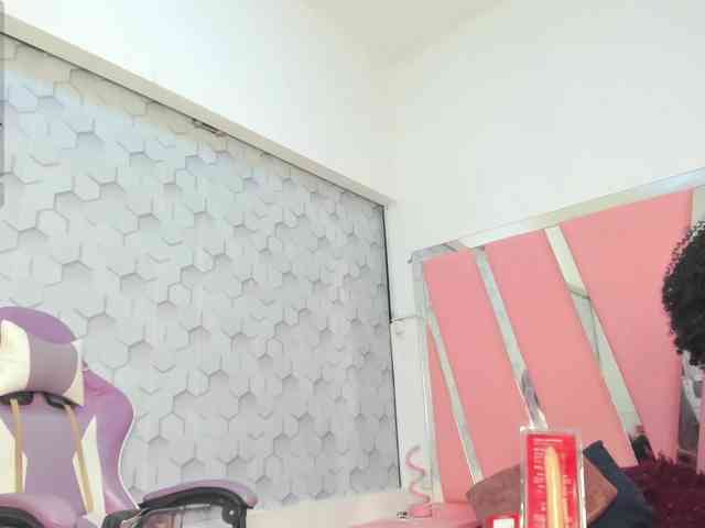 karolebonyy1 webcam