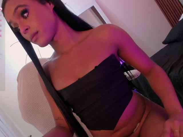 Anyelin-miller Live Webcam on BongaCams