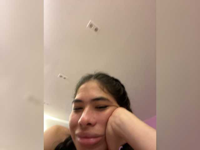 LeiaStone's BongaCams show and profile