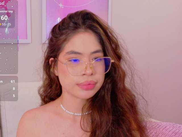 LeiaStone's BongaCams show and profile