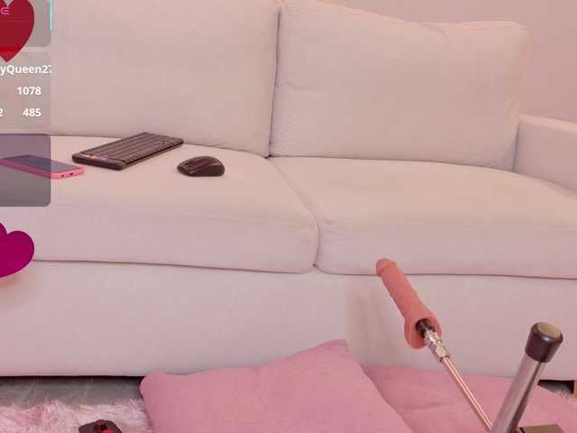 LeiaStone's BongaCams show and profile