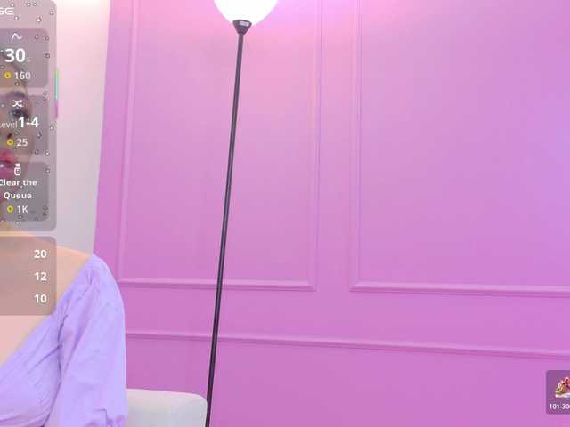 LeiaStone's BongaCams show and profile