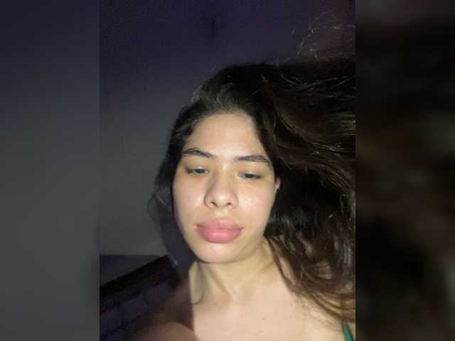 LeiaStone live cam profile