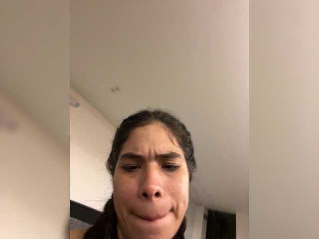 LeiaStone's BongaCams show and profile