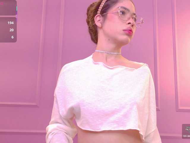 LeiaStone's BongaCams show and profile