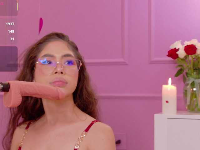 LeiaStone's BongaCams show and profile