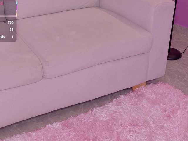 LeiaStone's BongaCams show and profile