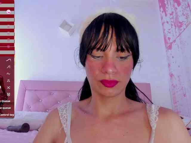 varoneza Live Webcam on BongaCams