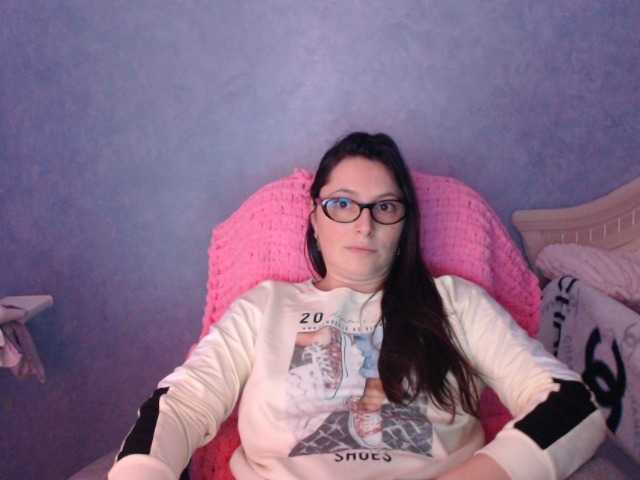 AmandaFresh24's BongaCams show and profile