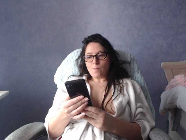 AmandaFresh24's BongaCams show and profile
