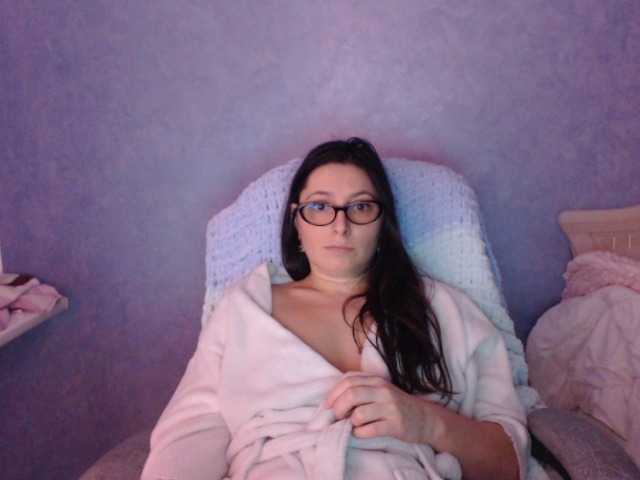 AmandaFresh24's BongaCams show and profile