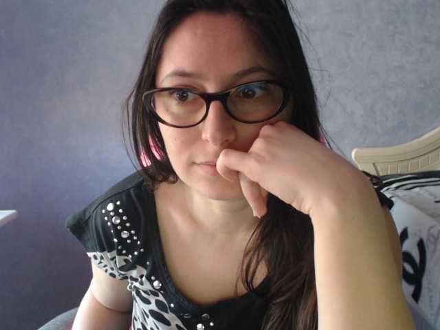 AmandaFresh24's BongaCams show and profile