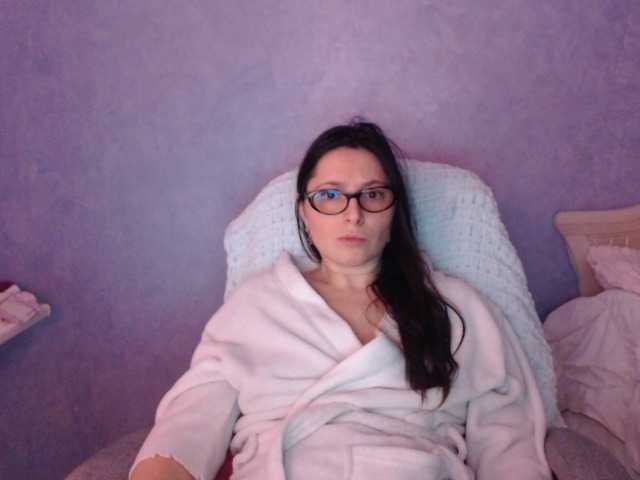 AmandaFresh24's BongaCams show and profile