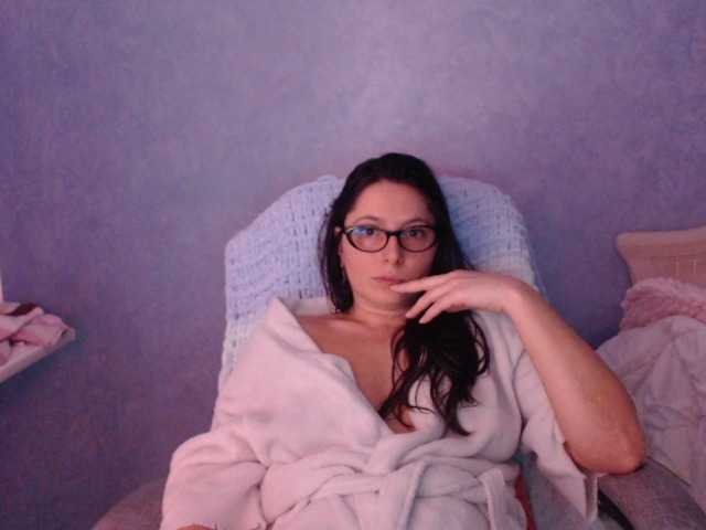 AmandaFresh24's BongaCams show and profile