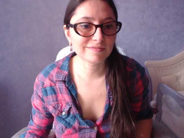 AmandaFresh24's BongaCams show and profile