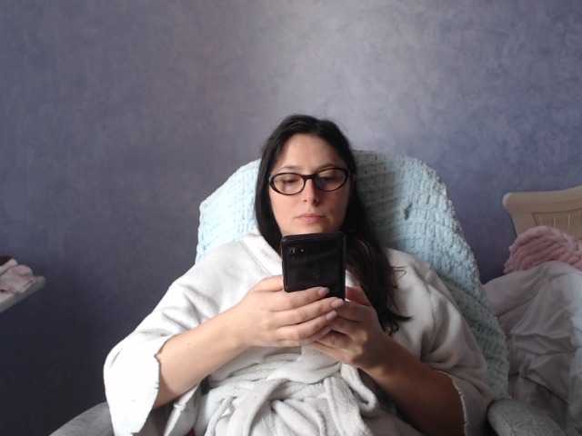 AmandaFresh24's BongaCams show and profile