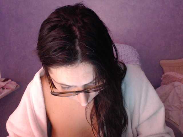 AmandaFresh24's BongaCams show and profile