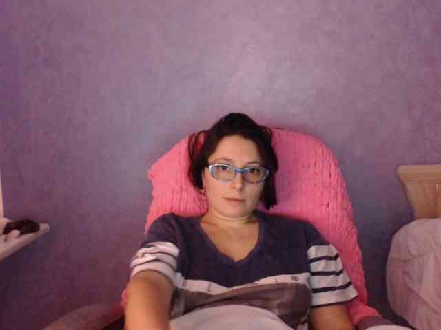 AmandaFresh24 webcam