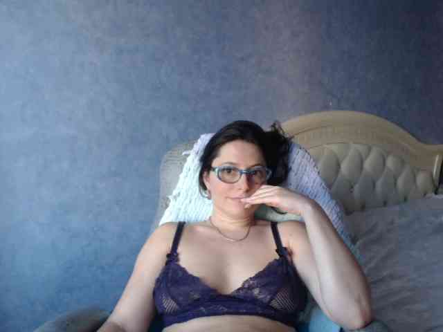 AmandaFresh24 webcam