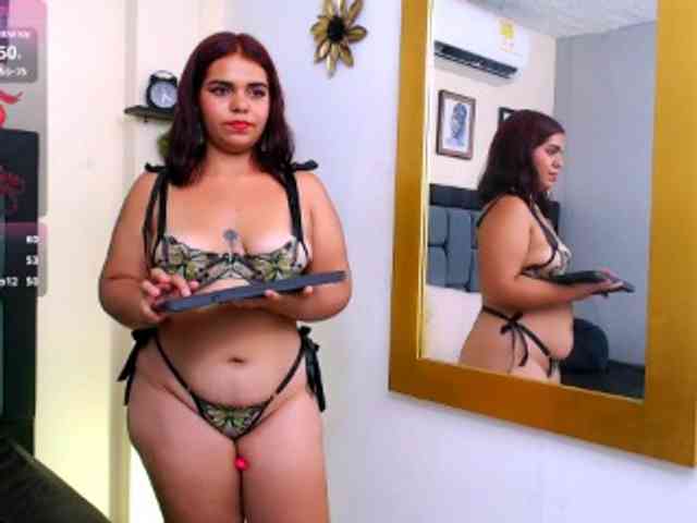 brigethMiller webcam