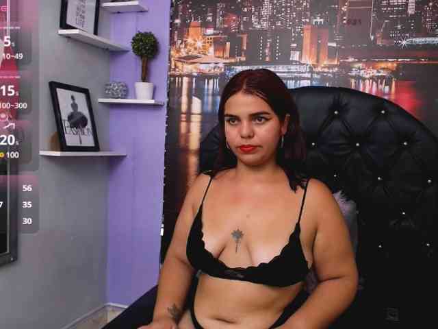 brigethMiller webcam