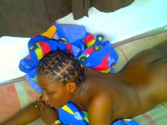 Miss-brandy webcam bongacams model stream image