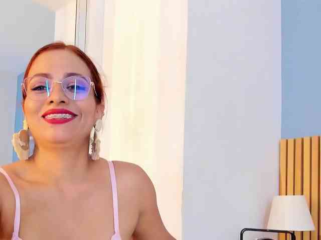 VictoriaFerro webcam