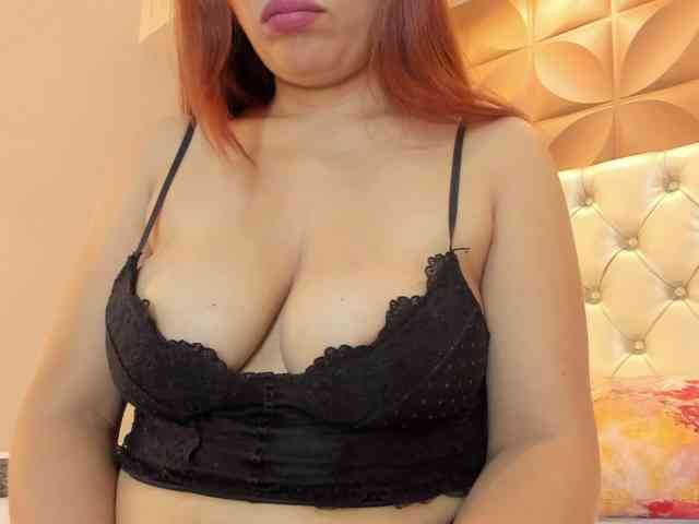 VictoriaFerro webcam