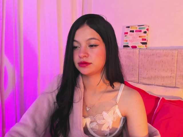  LucyEvanss chat room