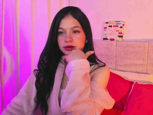 LucyEvanss webcam