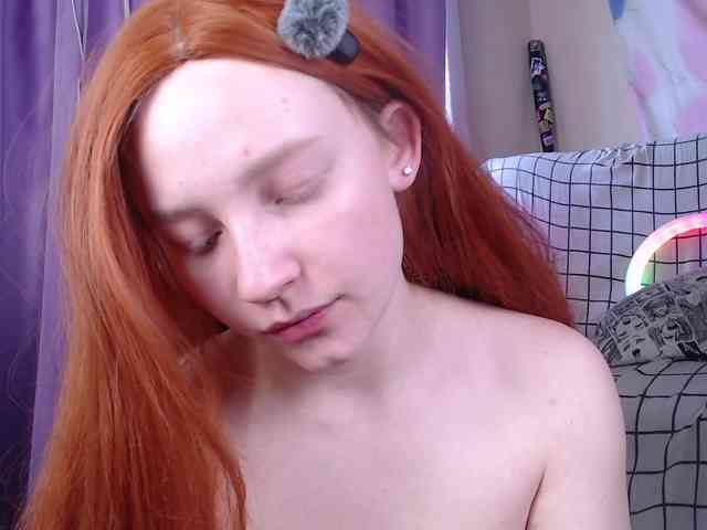 FlexxyLexy webcam