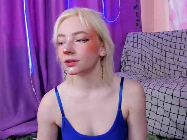 FlexxyLexy webcam