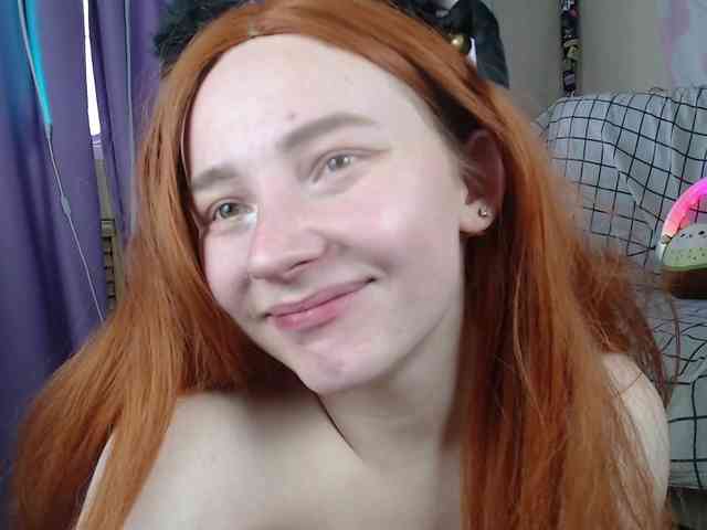 FlexxyLexy webcam