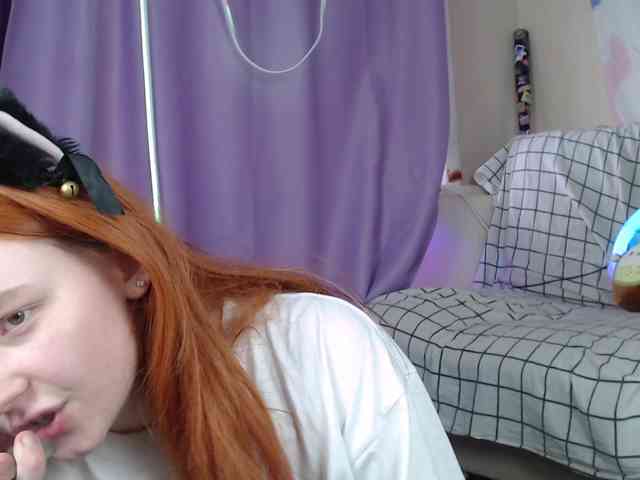 FlexxyLexy webcam