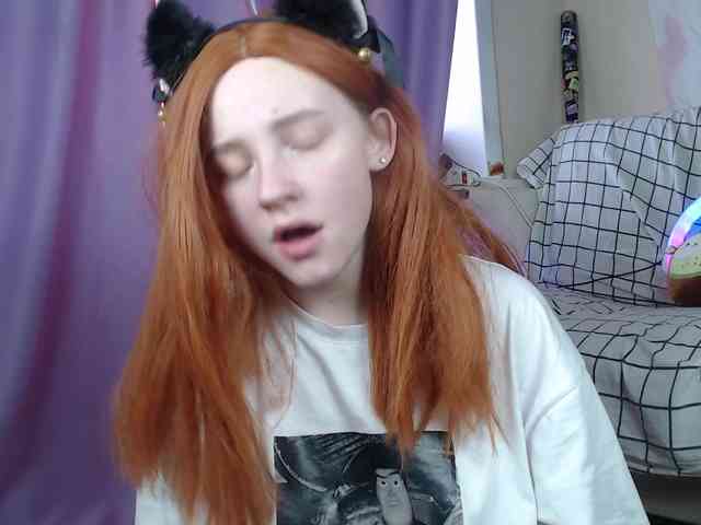 FlexxyLexy webcam
