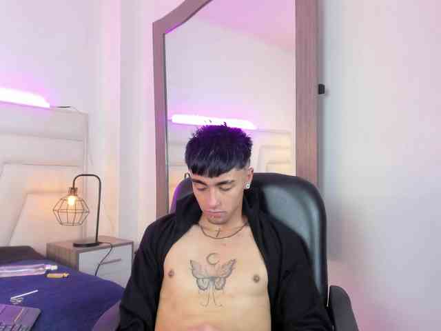 DamiannKing Live Webcam on BongaCams