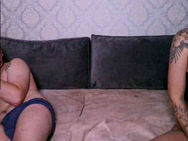 AndyandAnny Live Webcam on BongaCams