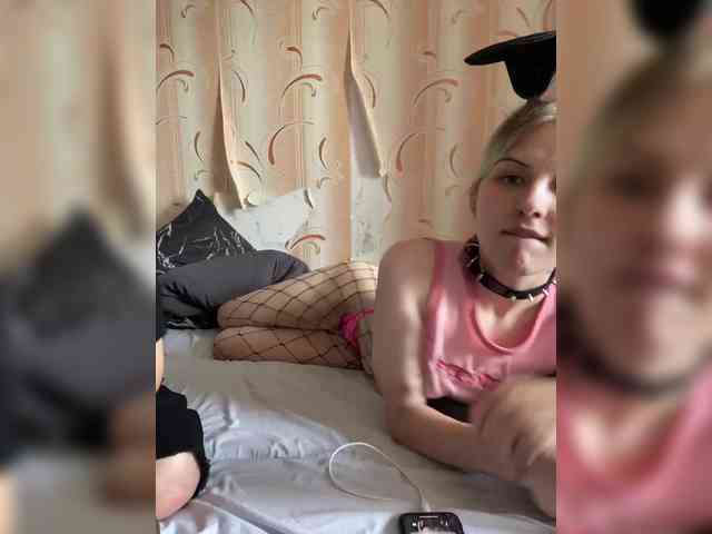 Модель: emosexxx