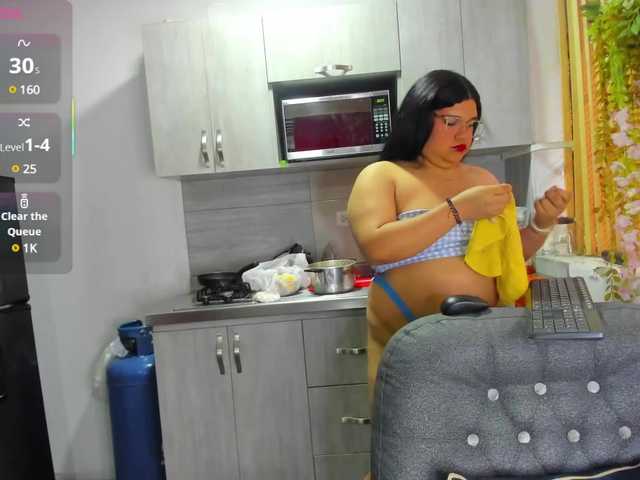 tayloevansss webcam bongacams model stream image