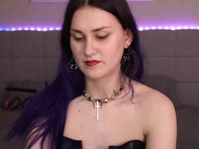 DivineSmileX webcam