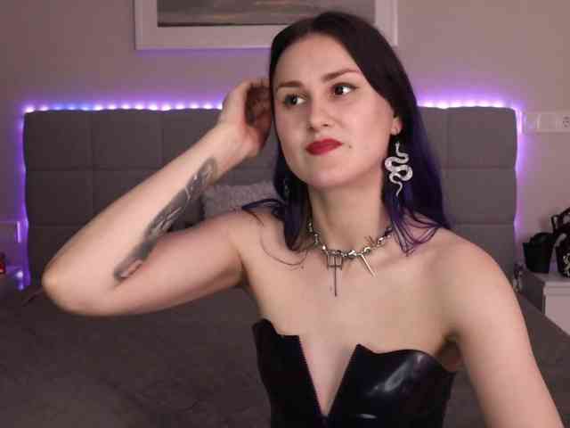 DivineSmileX webcam