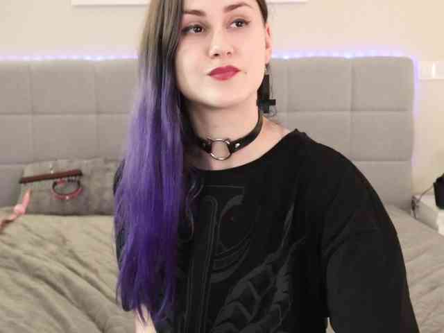 DivineSmileX webcam