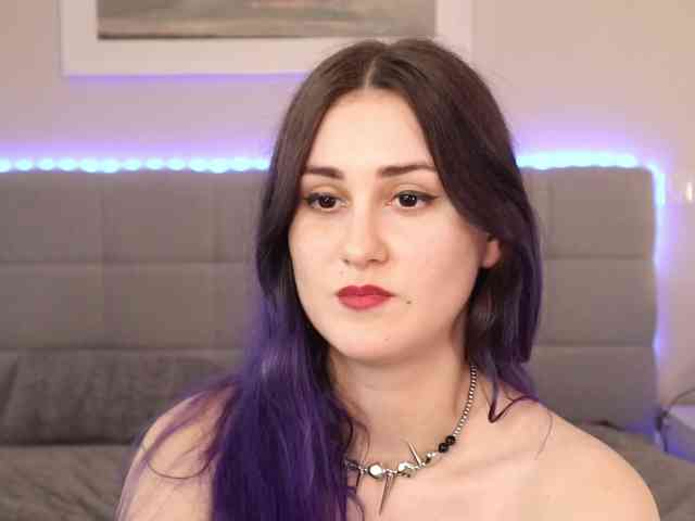 DivineSmileX webcam