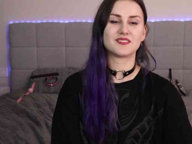 DivineSmileX webcam