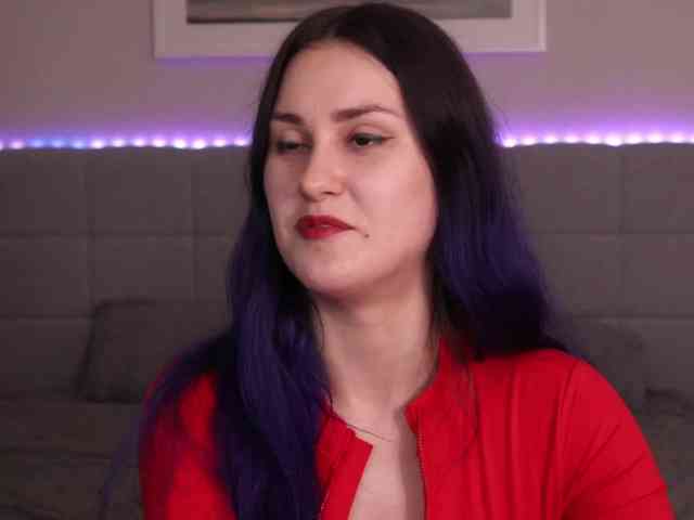 DivineSmileX webcam