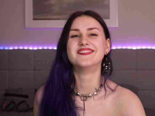 DivineSmileX webcam