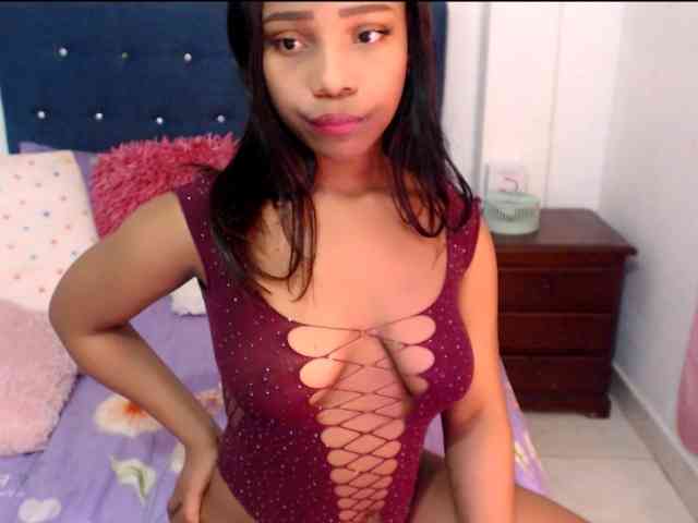 Emysweet19 webcam