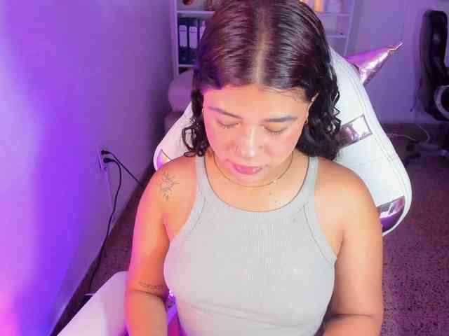 Ivy-sweetlove webcam